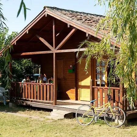 Les De Fiolles 4* Montans