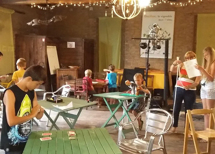 Les De Fiolles 4* Montans