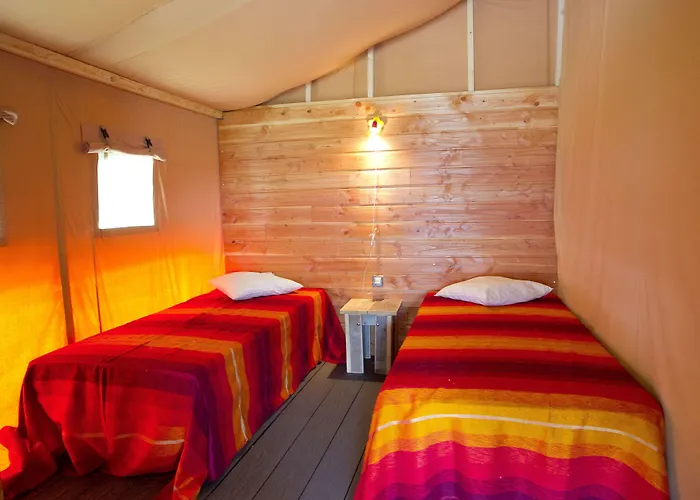 Les De Fiolles 4* Montans