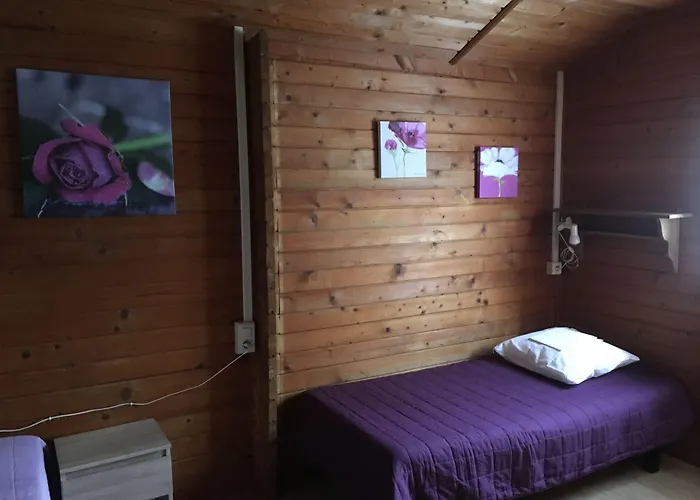 Les De Fiolles Hotel Montans